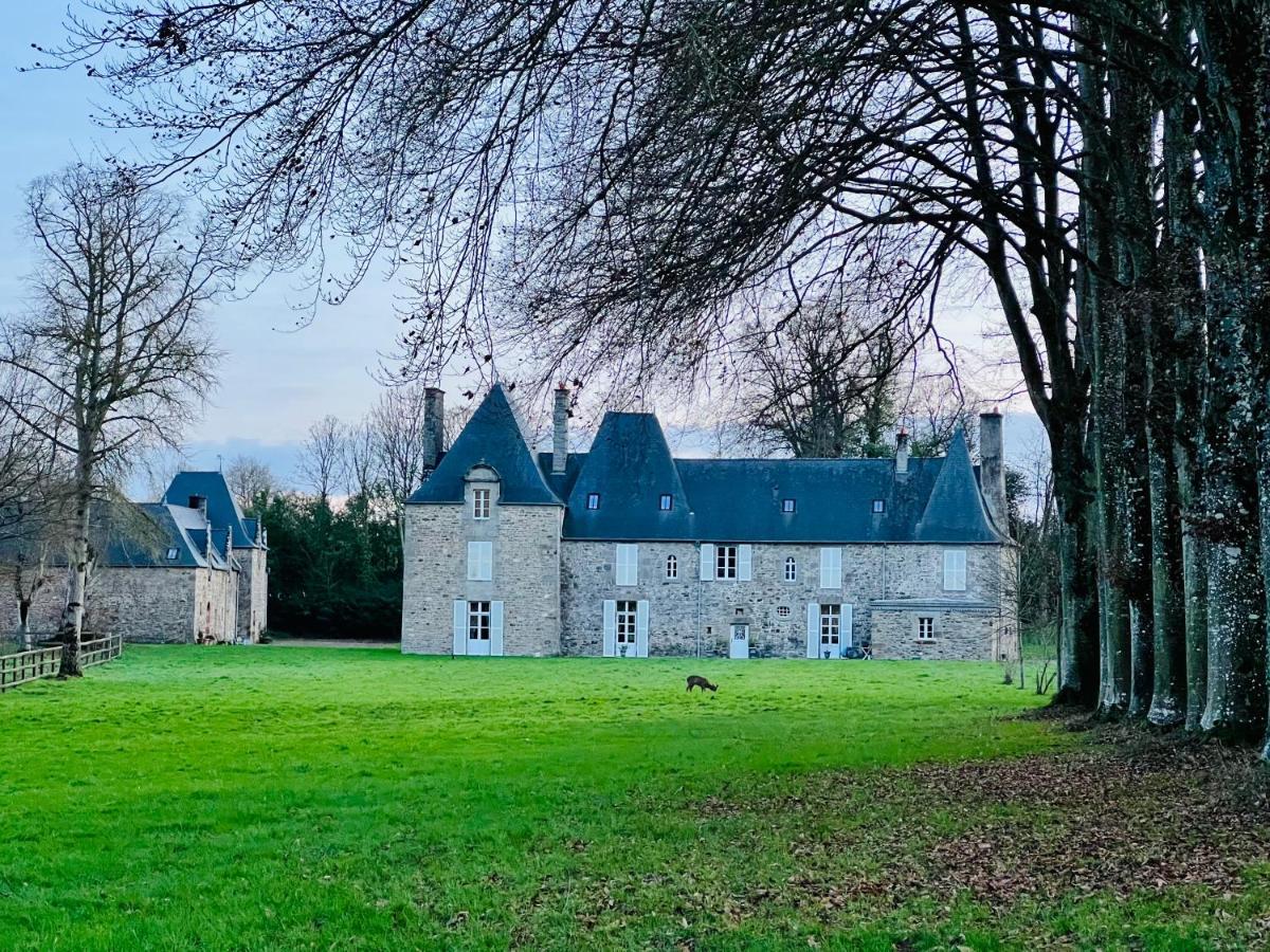 Chambres D'Hotes Chateau De La Croix Chemin Saint-Leger-des-Pres Luaran gambar