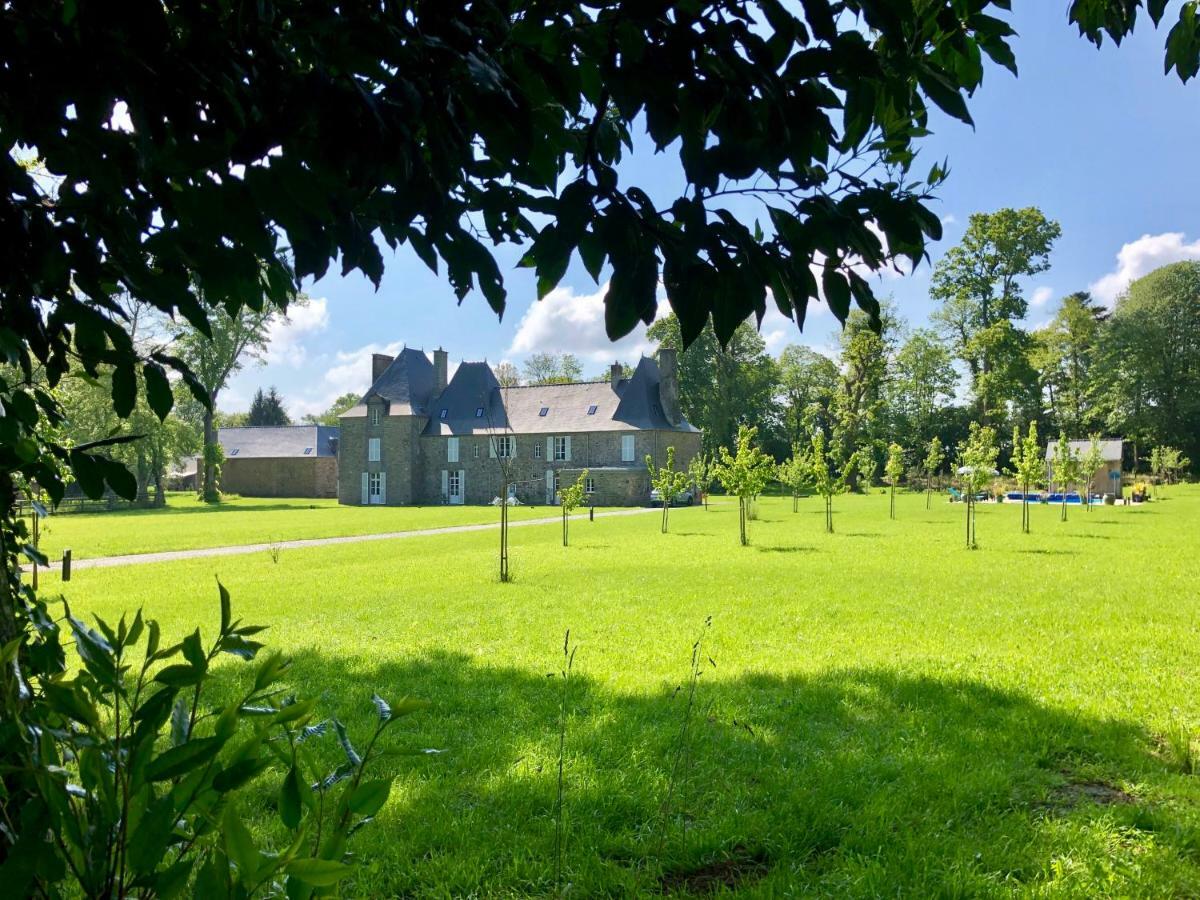 Chambres D'Hotes Chateau De La Croix Chemin Saint-Leger-des-Pres Luaran gambar